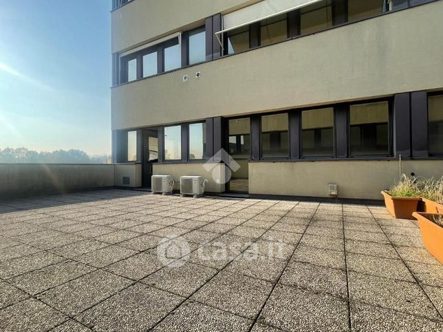 Ufficio in commerciale in Via Bruno Bottau 4