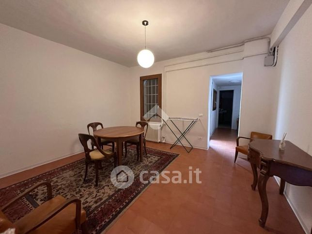 Villetta a schiera in residenziale in Via Vallorgana 30