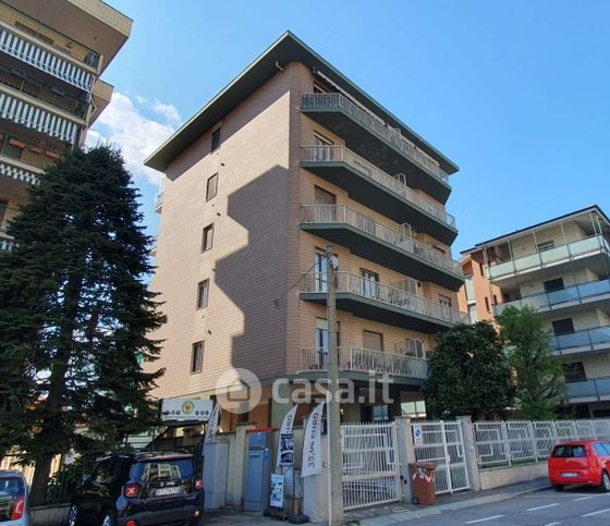 Appartamento in residenziale in Via Giacomo Leopardi 51