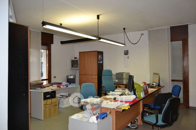 Ufficio in commerciale in Via Castellana