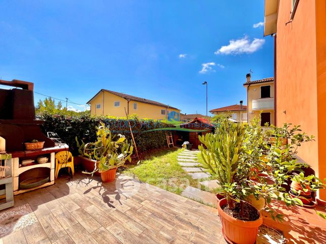 Villetta a schiera in residenziale in Via Orlandini