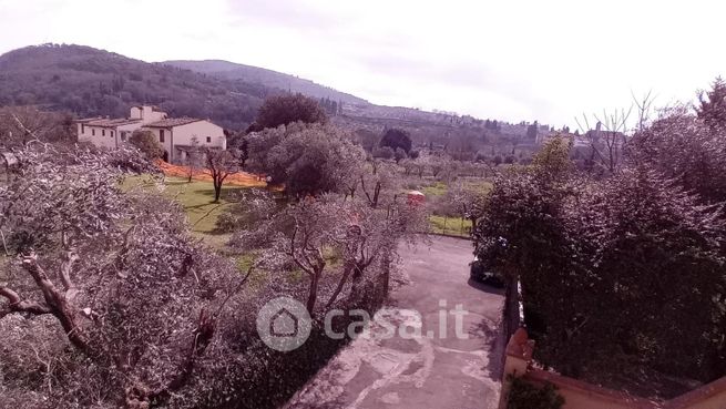Appartamento in residenziale in Via delle Viacce