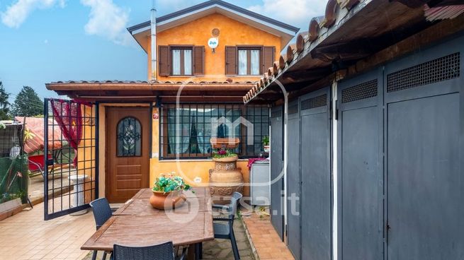 Casa bi/trifamiliare in residenziale in Via Lodi 57