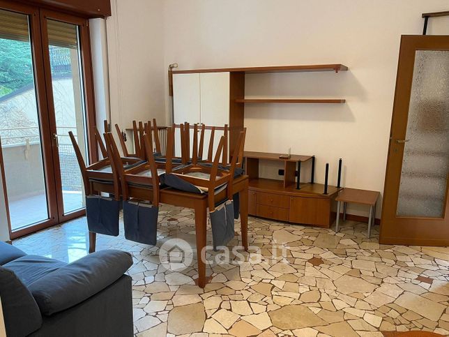 Appartamento in residenziale in Via Dante Alighieri 49