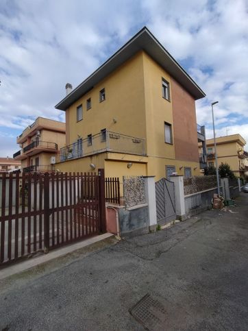 Appartamento in residenziale in Via Giovanni Maria Caretti 22