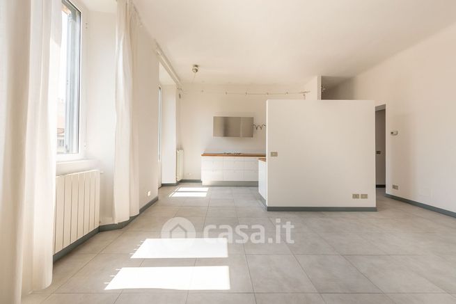 Appartamento in residenziale in Via Carlo Botta 8