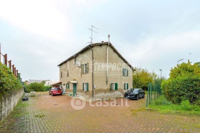 Casa indipendente in residenziale in Via Don Luigi Sturzo 10