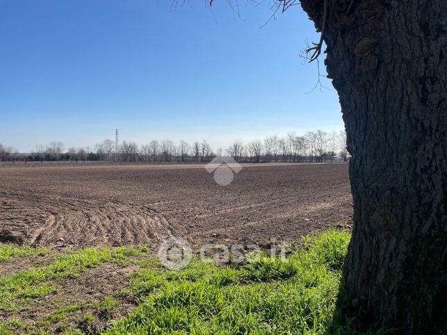 Terreno agricolo in commerciale in Via Villa