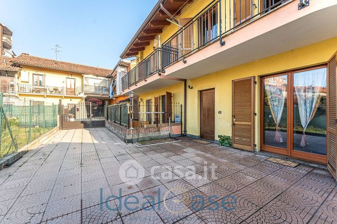 Casa indipendente in residenziale in Via Mollardi 5