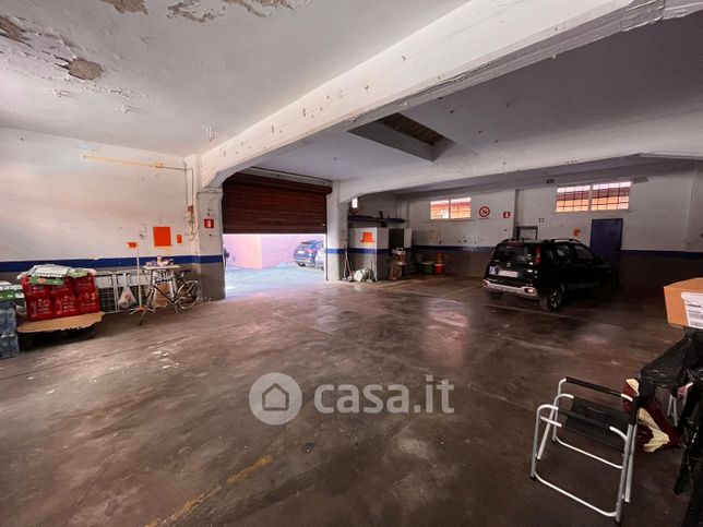 Garage/posto auto in residenziale in Via Alfredo Baccarini 11