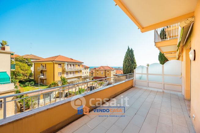 Appartamento in residenziale in Via Cavour 25