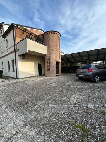 Appartamento in residenziale in Via A. Tassoni 16