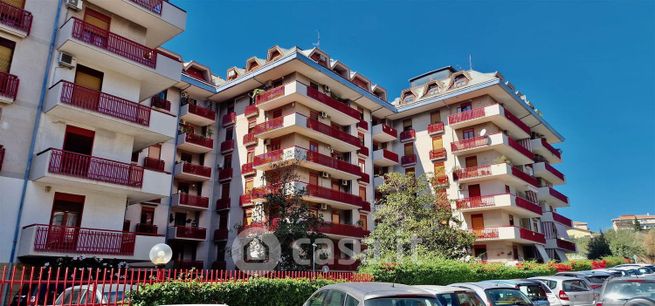 Appartamento in residenziale in Via Monti Iblei 11