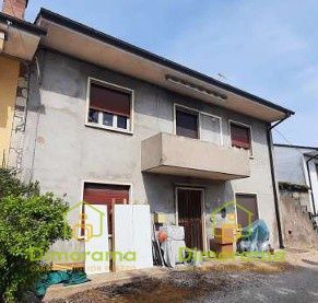 Appartamento in residenziale in Via Croce di Pietra 21