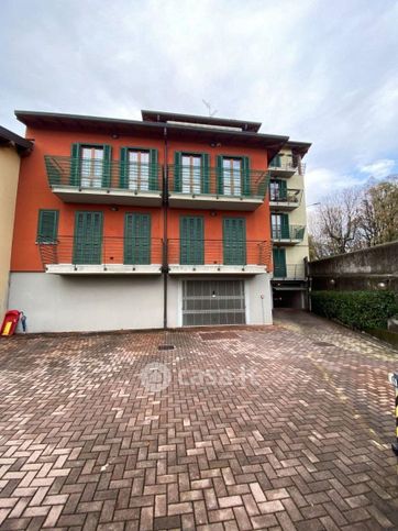 Appartamento in residenziale in Via Francesco Hayez 4