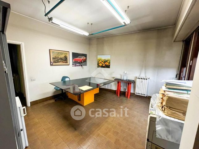 Ufficio in commerciale in Via Giovanni Pascoli 2