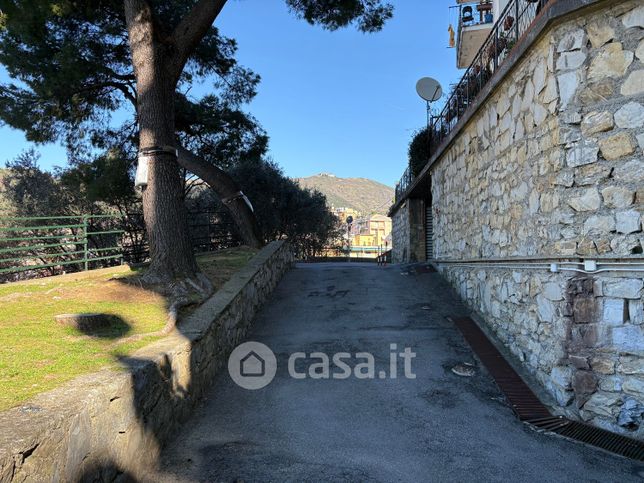 Garage/posto auto in residenziale in Via Giulio Tanini 29