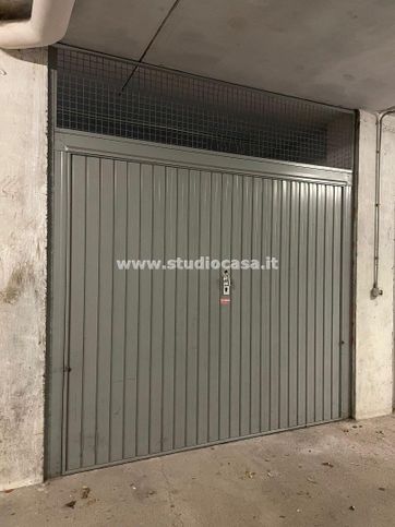 Garage/posto auto in residenziale in 