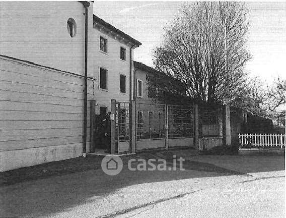 Appartamento in residenziale in Via Milone 21