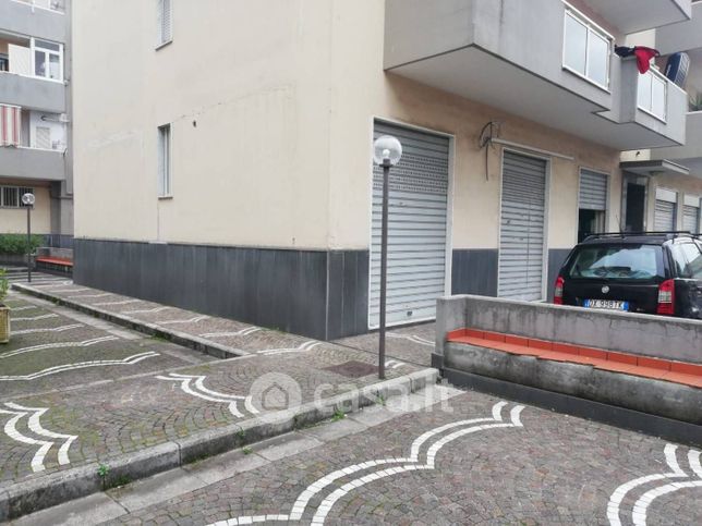 Ufficio in commerciale in Via Leonardo Da Vinci