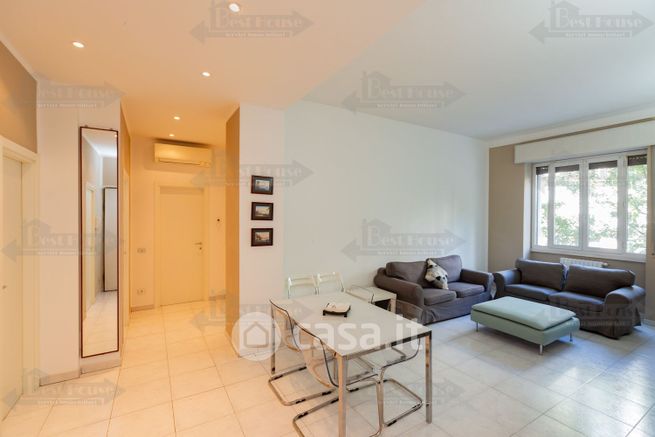 Appartamento in residenziale in Viale Gran Sasso 26
