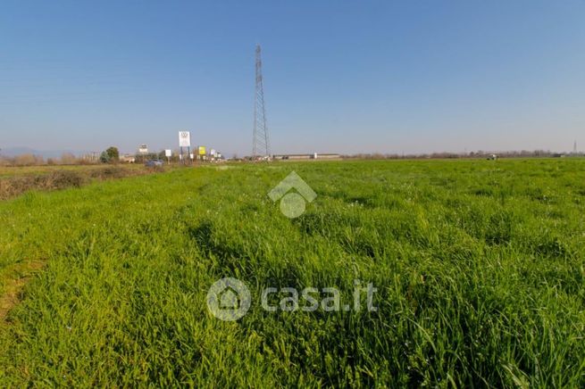 Terreno edificabile in residenziale in Strada Provinciale ex Strada Statale 11