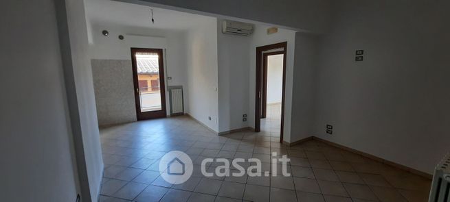 Appartamento in residenziale in Viale Giovanni Bovio