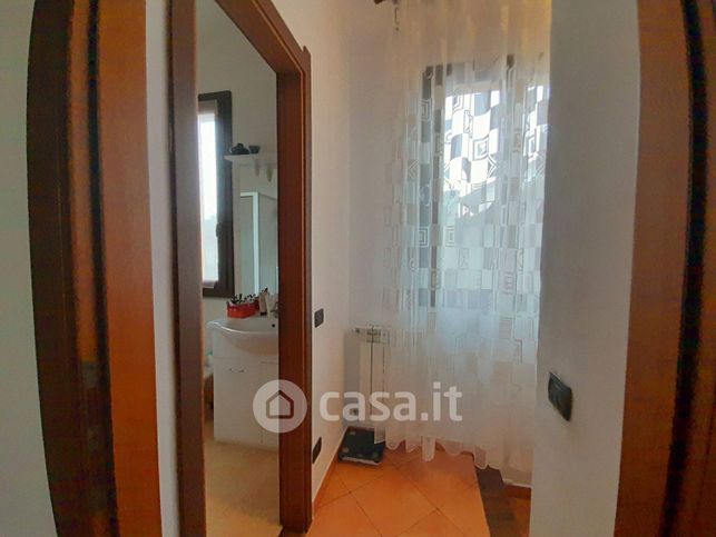 Casa bi/trifamiliare in residenziale in Via G. Marconi