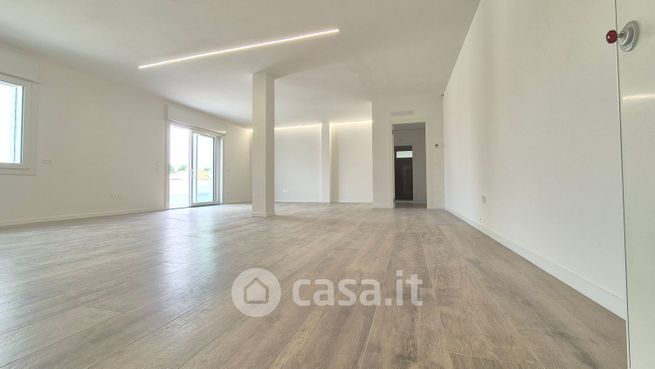 Appartamento in residenziale in Via Roma