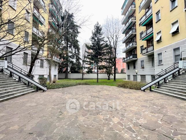 Appartamento in residenziale in Via Padova 330