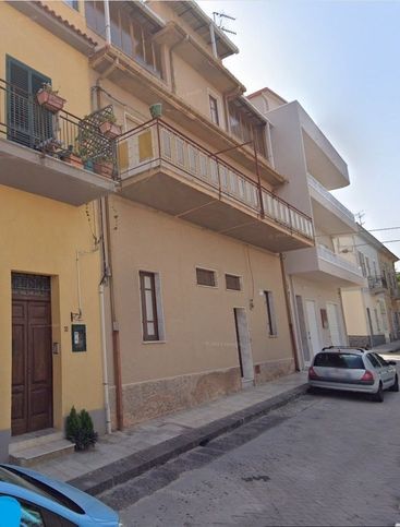 Casa indipendente in residenziale in Via Fiume 20