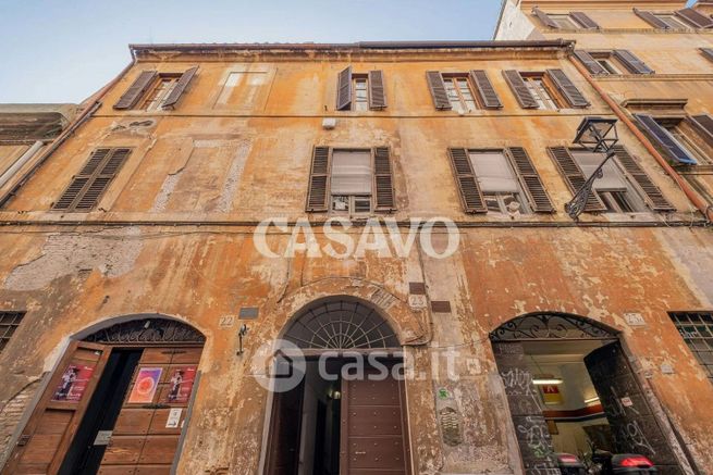 Loft in residenziale in Via Antonio Canova 23