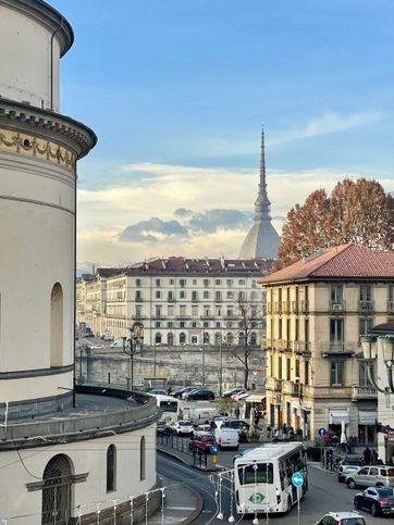 Appartamento in residenziale in Piazza Gran Madre di Dio 14