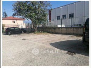 Box/posto auto in residenziale in Via Talete 34