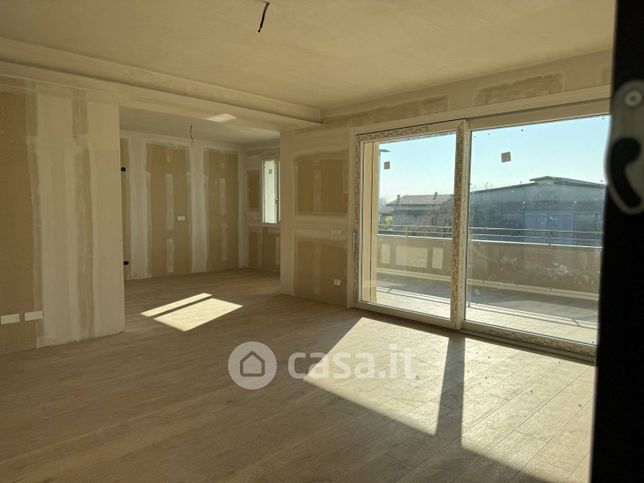 Appartamento in residenziale in Via Giacomo Puccini