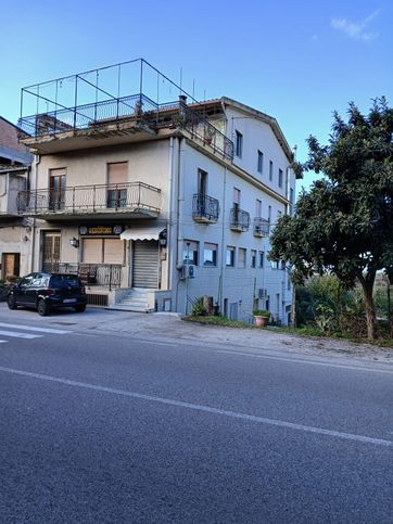 Casa indipendente in residenziale in Via Nazionale 233