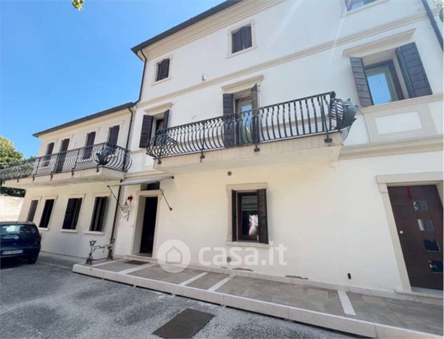 Appartamento in residenziale in Via Nazario Sauro