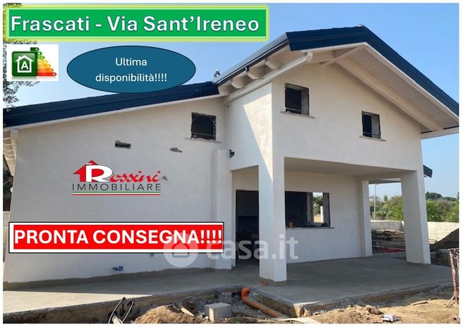 Casa bi/trifamiliare in residenziale in Via di Vermicino