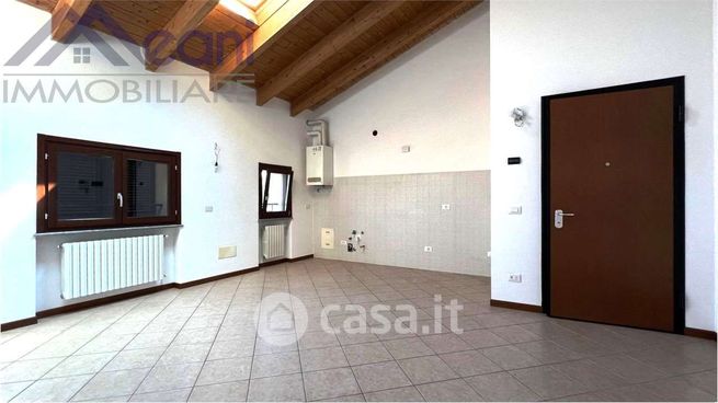 Appartamento in residenziale in Via Anna Frank