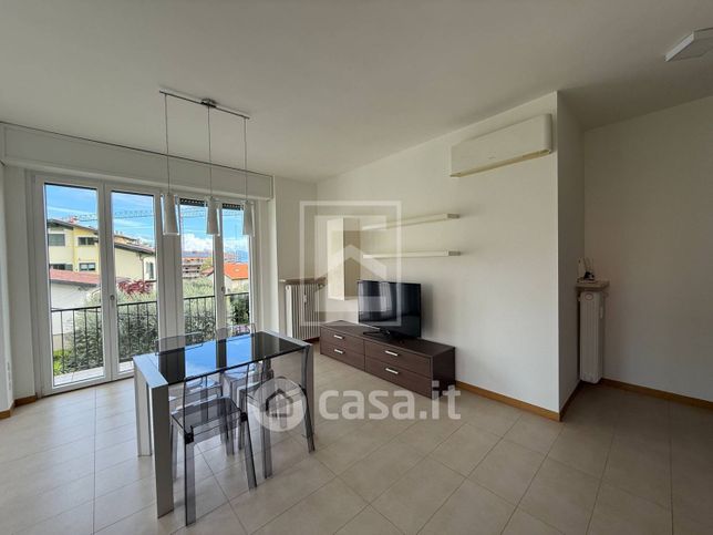 Appartamento in residenziale in Via Aleardo Aleardi
