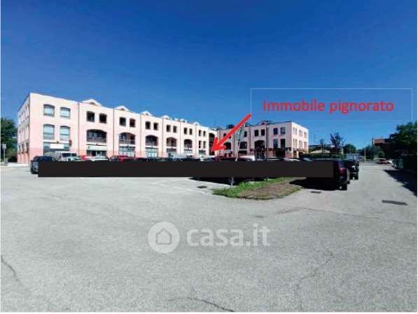 Ufficio in commerciale in Via Treviso 63