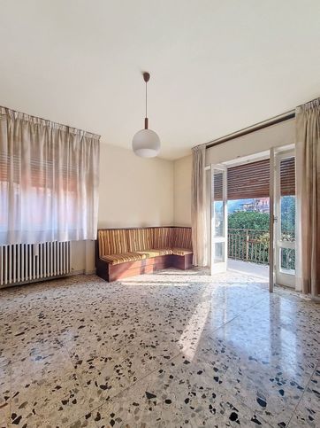 Villa in residenziale in Via IV Novembre