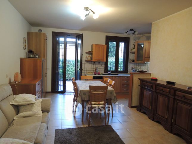 Villetta a schiera in residenziale in 