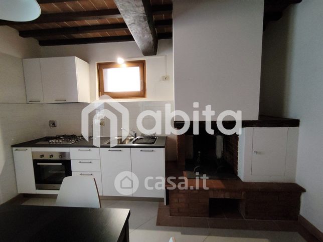 Appartamento in residenziale in Via della Madonna