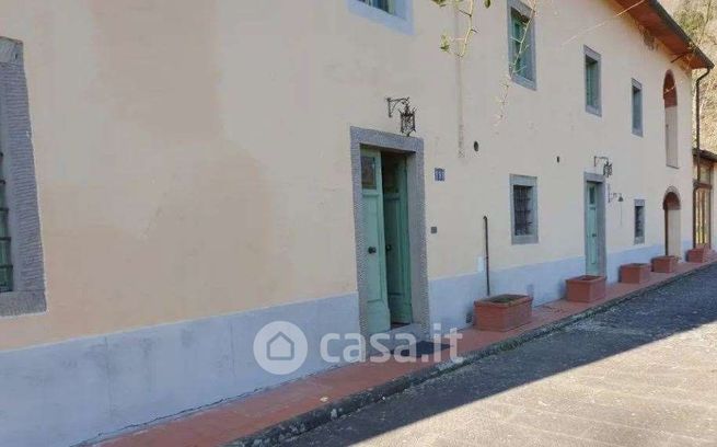 Casa indipendente in residenziale in Via Fobiana 199