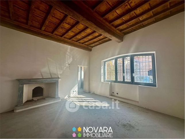 Appartamento in residenziale in Via Enea Picchio 36