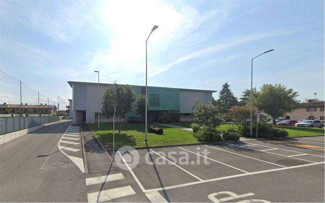 Garage/posto auto in residenziale in Piazza Unità d'Italia