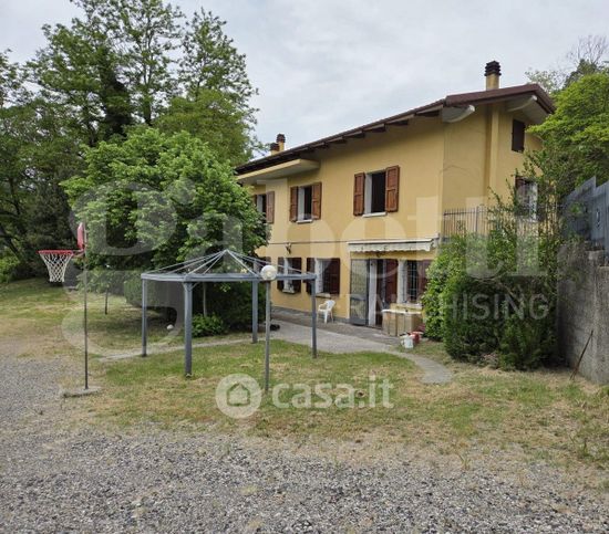 Casa indipendente in residenziale in Via Setta 30