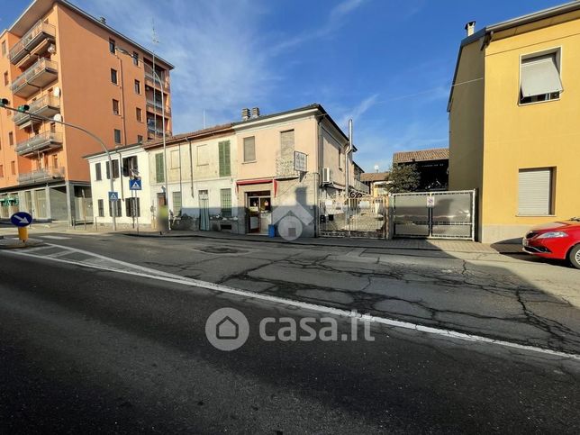 Appartamento in residenziale in Via Lomellina 100