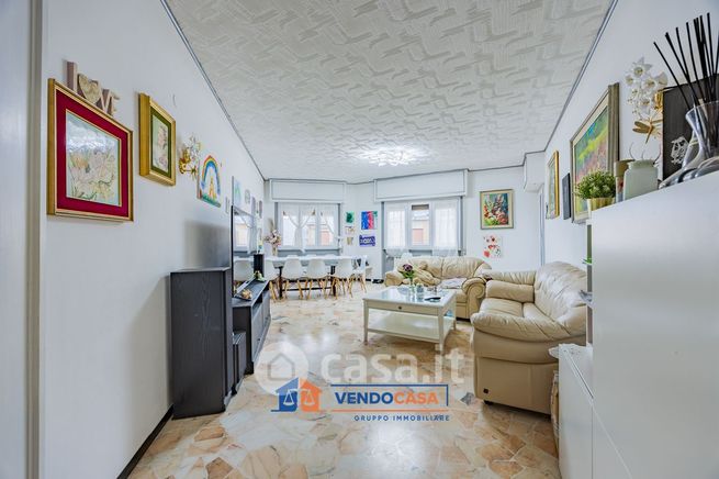 Appartamento in residenziale in Piazza Lombardia 30